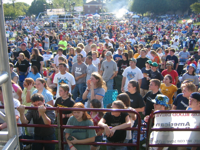15,000 folks check out ApologetiX at SoulStock in Alabama!